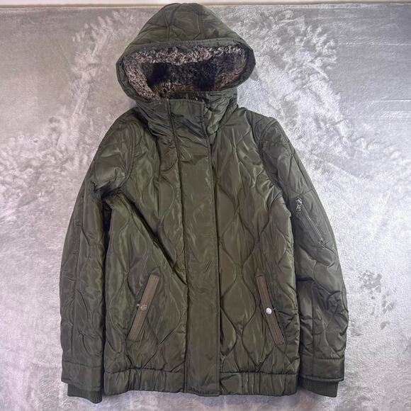 Levi's Jackets & Blazers - Levi’s Olive Quilted Jacket Faux Fur Hood Military Style Coat Women’s Medium
